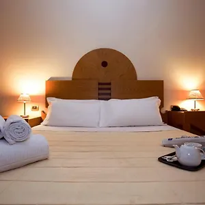 http://hotel-penthouse.hotels-perugia.com